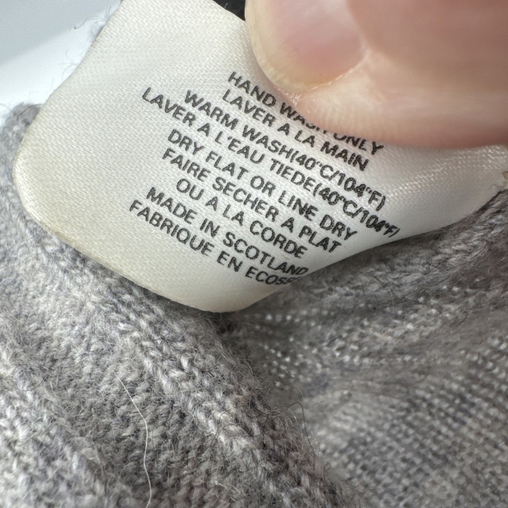 Belinda Robertson Made‎ In Scotland 100% Pure Cashmere Shawl Gray OSFM - Picture 6 of 8